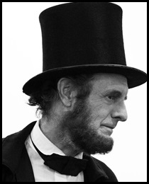 Mr. Lincoln (Kevin Wood)